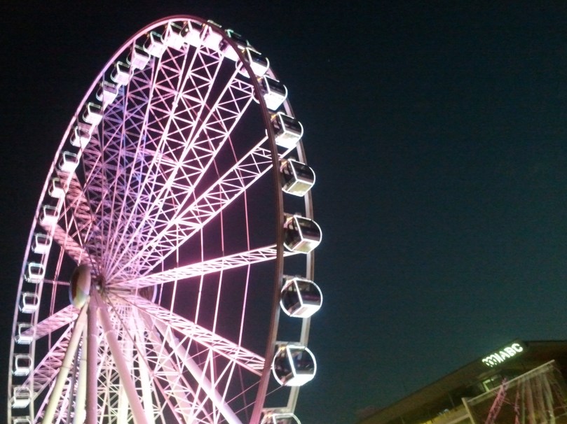 The Wheel of Brisbane and the ABC Building